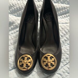 Tori Burch Block Heel size 8.5